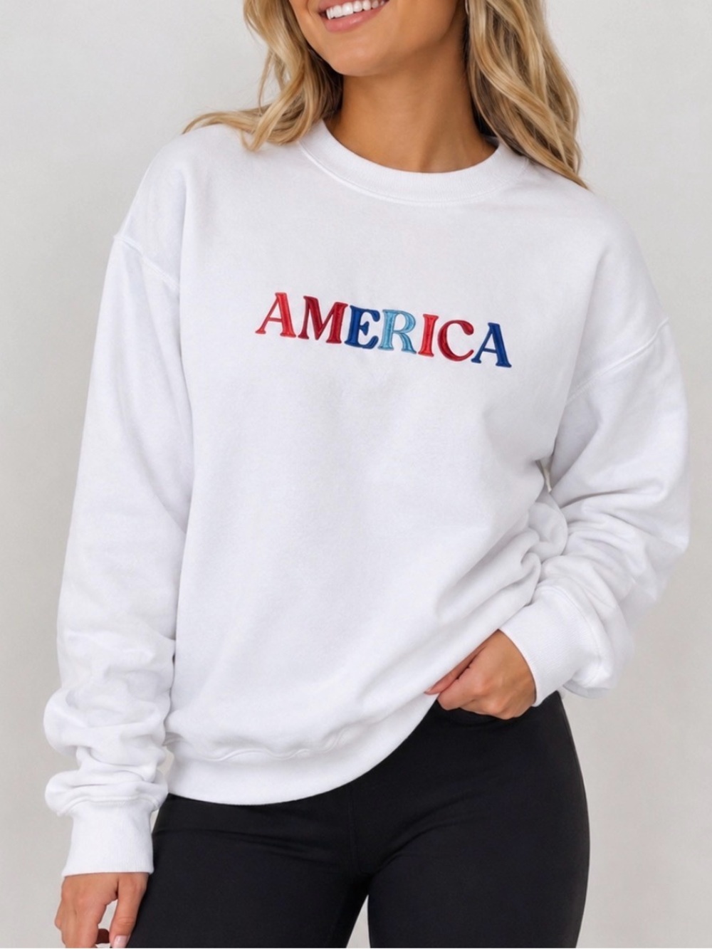 Pink Lily White AMERICA Embroidered Crewneck Sweater SZ SM